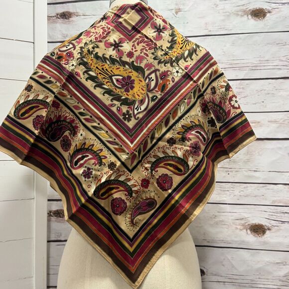 VTG Oscar De La Renta 100% Silk Scarf Accessory Street 29" Square Fall Paisley